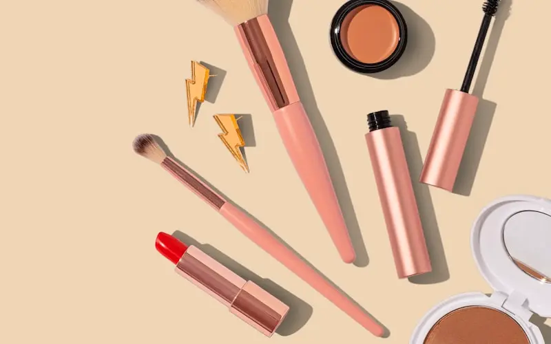 كريمات التفتيح: دليلك لاختيار الأفضل بأمان