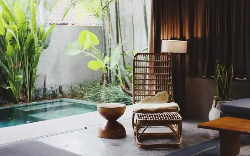 كريمات تفتيح الجسم والمناطق الحساسة: دليل شامل وآمن